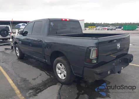 2021 Ram 1500 Classic Tradesman 4X2 5'7 Box z USA, uszkodzony, nr VIN 3C6RR6KT8MG587192